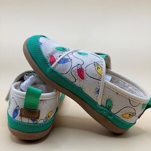 TOMS Kids Slippers with Colorful Light Bulb Design - Green and Cream